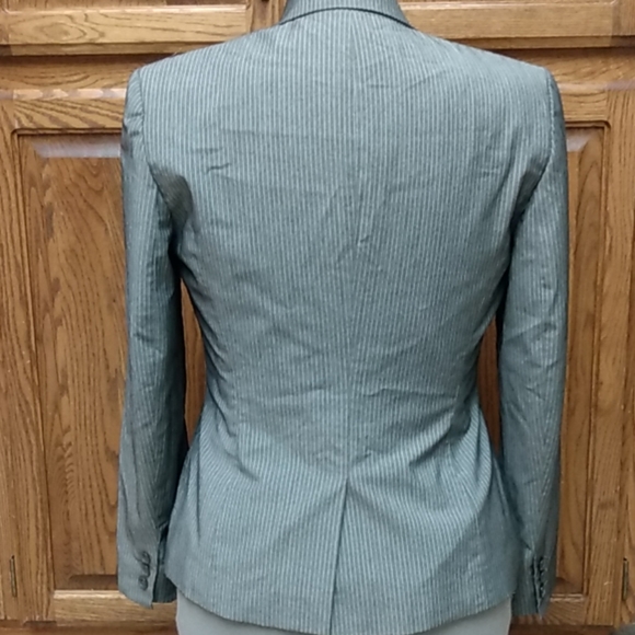 Blazer - Picture 2 of 3